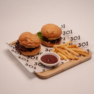 Чизбургер с фри (350 г)