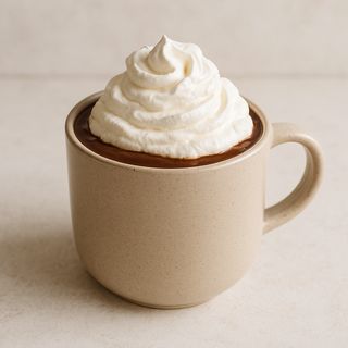Cioccolata calda con panna