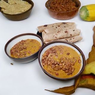 Coconut Beans + 2 Chapatis