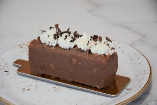 Monoporcija čokolada i lješnjak