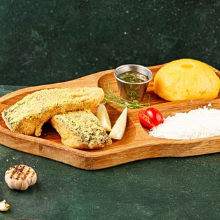 Карп с мамалыгой/ Crap cu Mămăligă