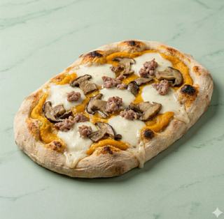 Pinsa crema di zafferano, funghi porcini, salsiccia, fior di latte