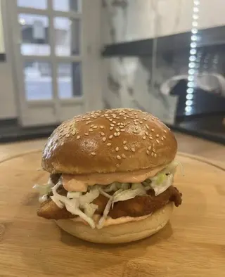 Crispy Chicken sendvič