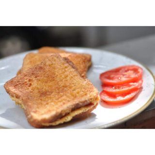 Crnogorske prženice sa sirom i šunkom 400g