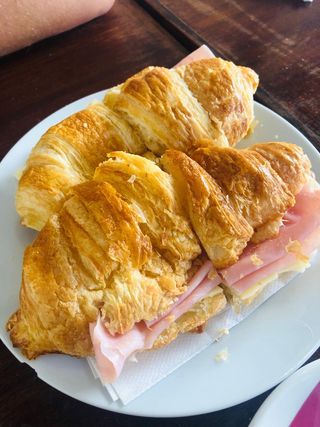 Croissant Misto