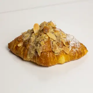 Croissant Aux Amandes