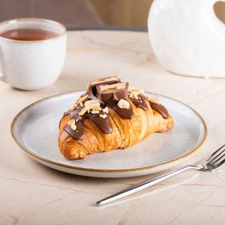 Croissant Snickers