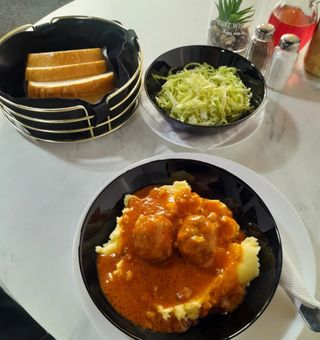 Ćufte i pire krompir