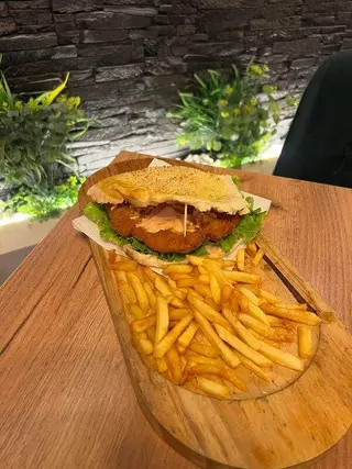 Dm crispy burger