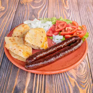 Domaća kobasica porcija