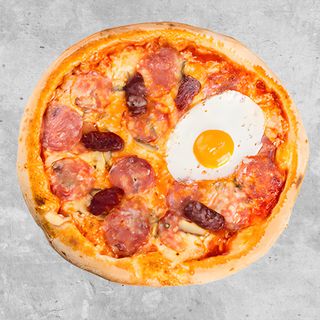 Srednja Domaćica pizza