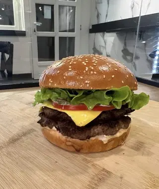 Double Smash Cheeseburger