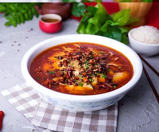 Кусочки рыбы отварные в специальном соусе (1000г)
