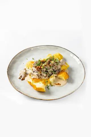 Бефстроганов с грибами (570г)