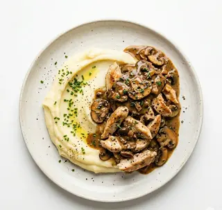Plat Au Poulet Émincé