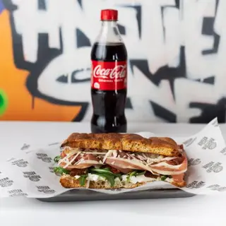 Fig & The Gang sendvič i Coca-Cola 0.50l