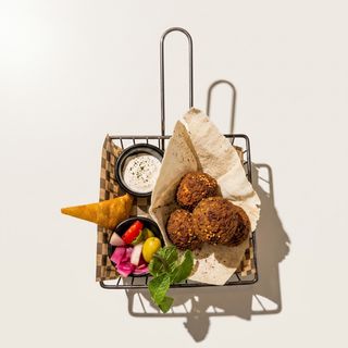Falafel ( 4pcs )