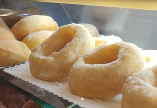 Fatti fritti senza glutine e senza proteine del latte