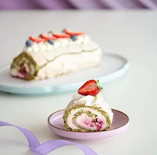 Фисташковый рулет (шт)