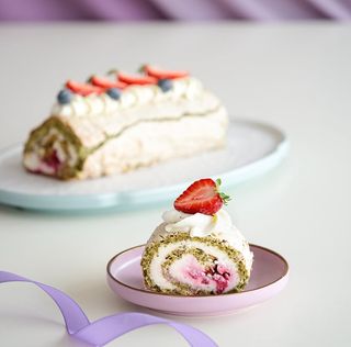Фисташковый рулет (шт)