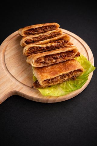 Focaccia cinese ripiena di manzo