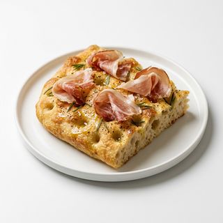 Focaccia con speck