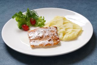 Форель под сливочным соусом (420г)