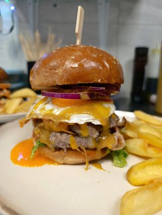 Fried egg  burger + Coca-Cola 0.33l