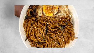 Fried noodles with fried egg