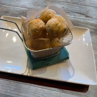 Frittelle con alghe di mare