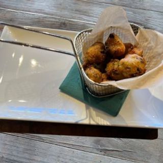 Frittelle zucchine e gamberetti