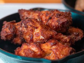 Alette di pollo piccanti - 5 pezzi
