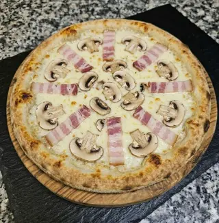 Funghi e pancetta bianca