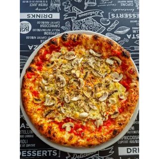 Funghi pizza