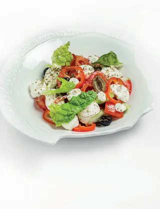 Греческий салат (370г)