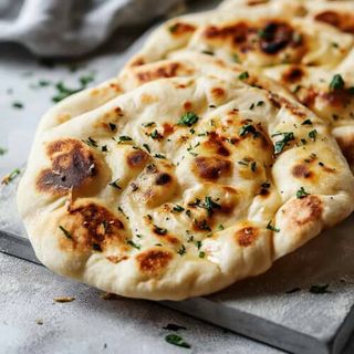 Garlic naan