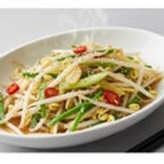 Germogli di soia e cipollini saltati