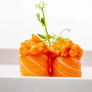 210. Gio spicy salmon