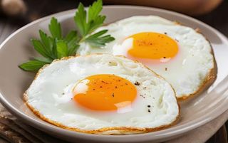 Глазунья домашняя (3 шт. / 180 г)