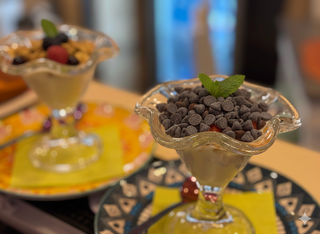 31. Gocce di cioccolato al latte e fondente / alternativa vegan con solo cioccolato fondente