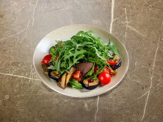 Гриль салат (280г)