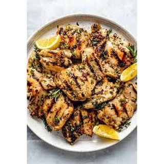Grilled chicken fillet in herbs