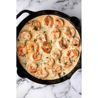 Grilled jumbo prawns in white sauce