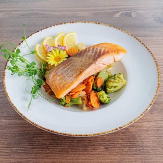 Grilovani file lososa posno