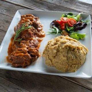 Guancia di maialino con polenta