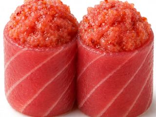 Gunkan spicy tuna