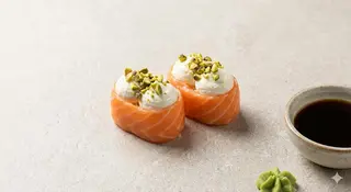 Gunkan sake pistacchio