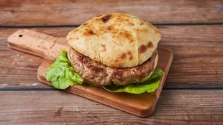 Gurmanska pljeskavica 300 grama