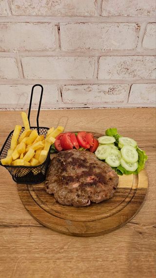 Gurmanska pljeskavica obrok