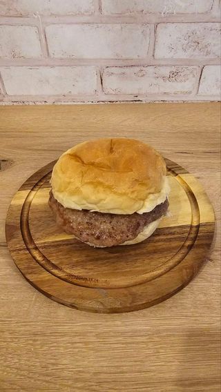 Gurmanska pljeskavica od junećeg mesa